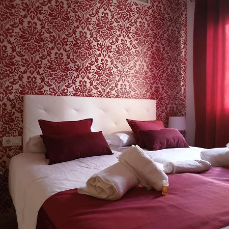 Apartamentos Dona Lola Sevilla Eksteriør bilde