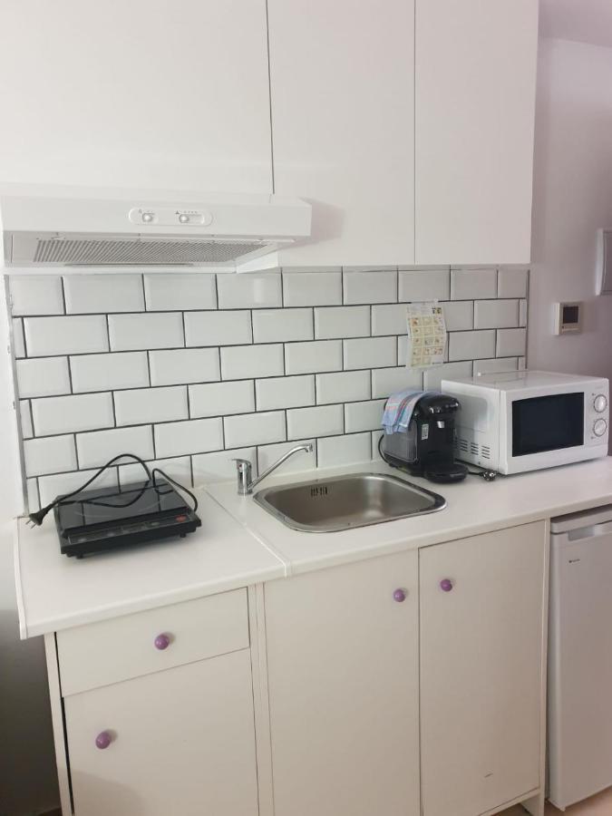 Apartamentos Dona Lola Sevilla Eksteriør bilde