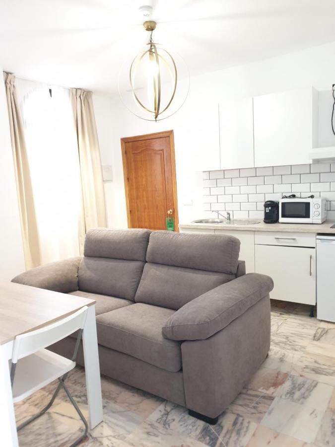 Apartamentos Dona Lola Sevilla Eksteriør bilde